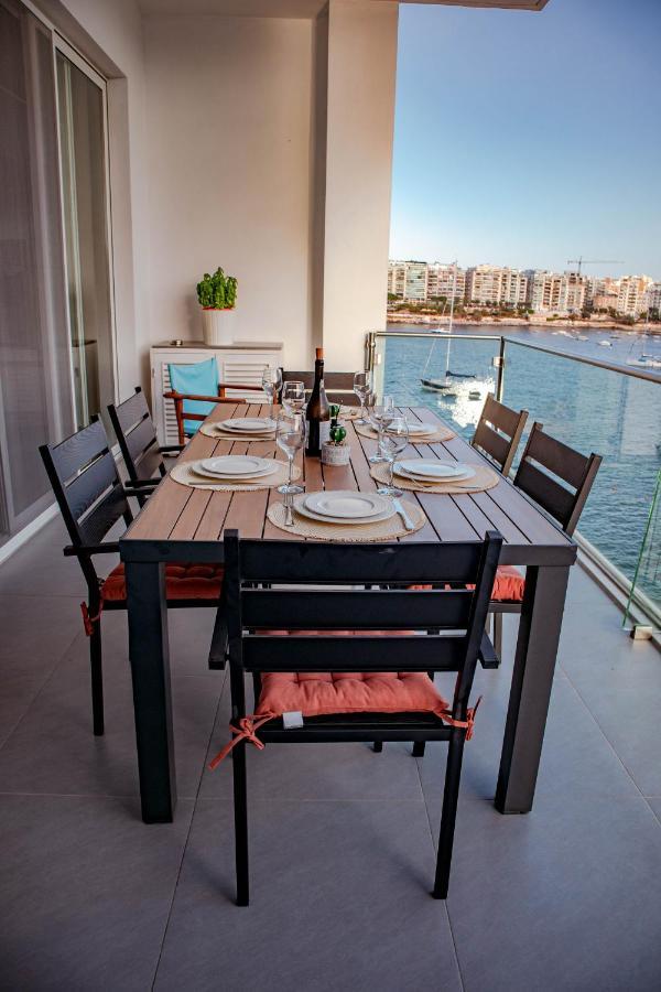 Seafront Two Bedroom Apartment Saint Julian's Екстер'єр фото